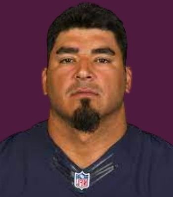 Roberto Garza total worth