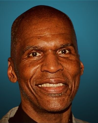 robert parish salary